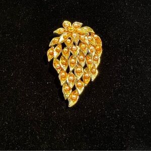 Elegant Gold and white Leaf Brooch Pin